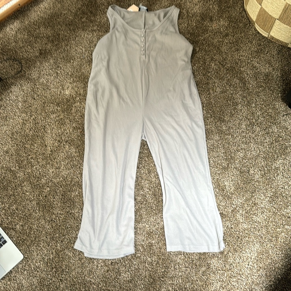 Kittenish Jumpsuit XL NWT